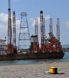 A rocha foi derrocada pela embarcação Yuan Dong